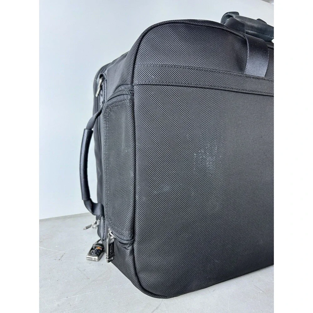 Tumi Alpha Bravo Bremerton Roller Duffle Wheeled Bag Nylon Carry On Black